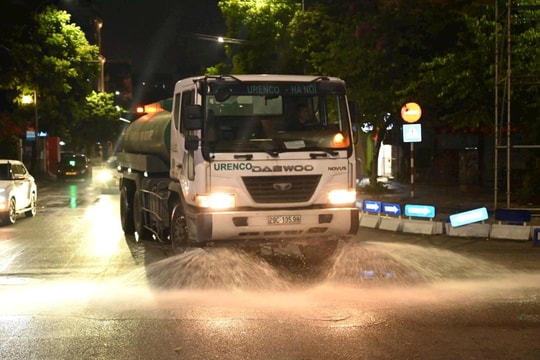 Chủ động, kịp thời giữ sạch đẹp Thủ đô sau hợp luyện diễu binh lần 2