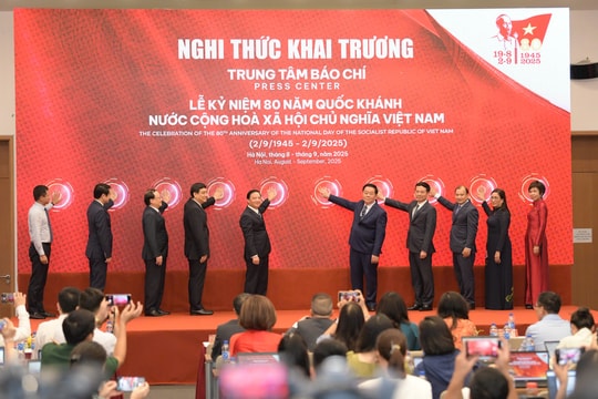 Khai trương Trung tâm Báo chí Lễ kỷ niệm 80 năm Quốc khánh 2-9