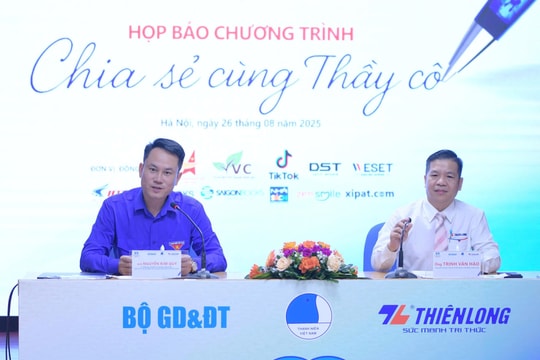 80 giáo viên vùng biên giới được vinh danh