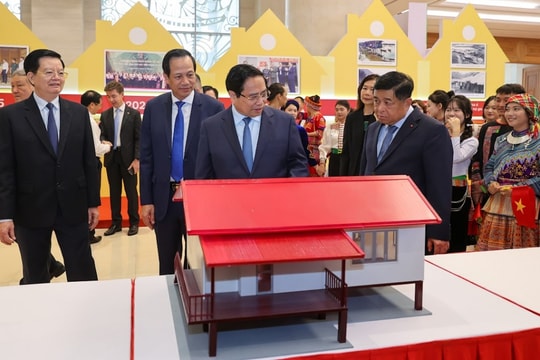 Hội nghị tổng kết chương trình và phong trào thi đua xóa nhà tạm, nhà dột nát