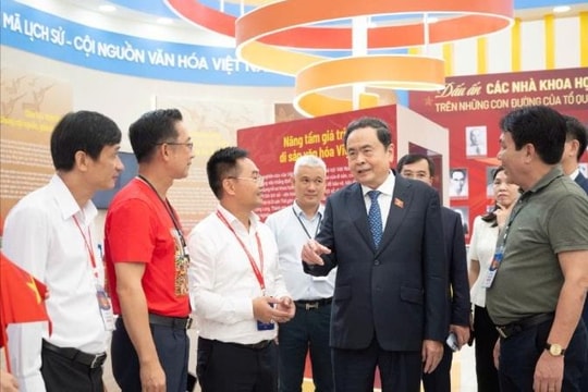 Chủ tịch Quốc hội kiểm tra công tác chuẩn bị Triển lãm “Lịch sử và sứ mệnh Quốc hội Việt Nam”