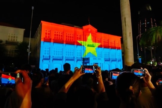Đà Nẵng tổ chức chương trình nghệ thuật bên sông Hàn tối 2/9