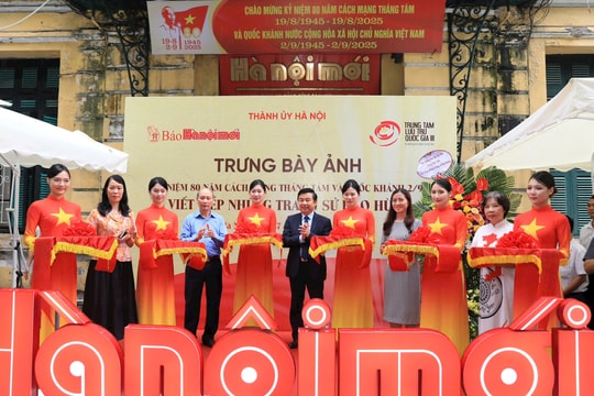 Trưng bày ảnh “Viết tiếp những trang sử hào hùng”: Hà Nội – bản hùng ca lịch sử và khát vọng phồn vinh