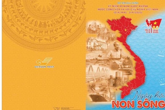 Ra mắt bộ ấn phẩm tem bưu chính đặc biệt “Dấu son lịch sử”