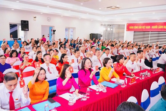 Hà Nội hoàn thành đại hội đảng bộ cấp trên cơ sở vượt tiến độ