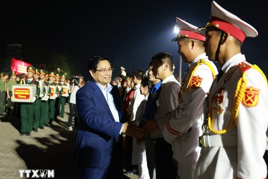 Thủ tướng kiểm tra công tác sơ duyệt cấp Nhà nước diễu binh, diễu hành
