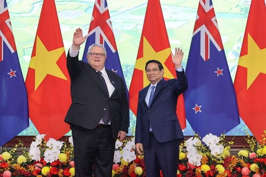 Thủ tướng Chính phủ Phạm Minh Chính hội kiến Chủ tịch Quốc hội New Zealand Gerry Brownlee
