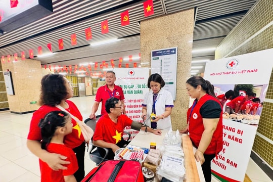 Hội Chữ thập đỏ Việt Nam lập 6 điểm sơ cấp cứu tại các nhà ga đảm bảo sức khỏe cho nhân dân