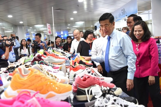 "City sale" TP Hồ Chí Minh lần đầu tổ chức dưới lòng đất