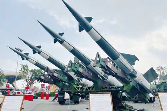 Mãn nhãn giàn khí tài "Make in Vietnam" tại triển lãm