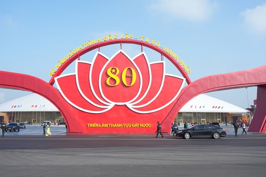 80 năm một hành trình kiêu hãnh, tự hào