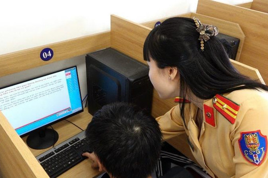 Hà Nội thông báo lịch kiểm tra phục hồi điểm giấy phép lái xe