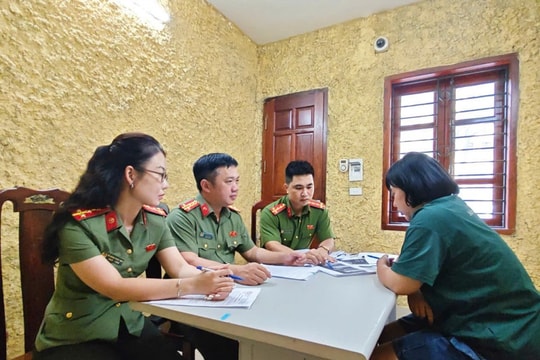 Công an TP Hà Nội Tạm giữ hình sự đối tượng lừa đảo bán vé xem diễu binh