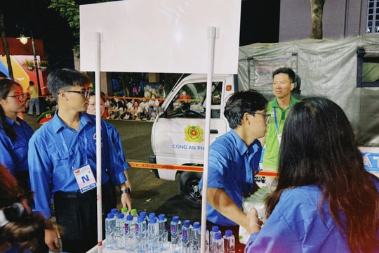 Thanh niên Thủ đô “tiếp sức” cho Tổng duyệt diễu binh, diễu hành A80
