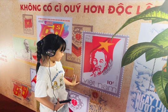 Bưu điện Việt Nam tổ chức “Hành trình tự hào - Gửi cả niềm tin”
