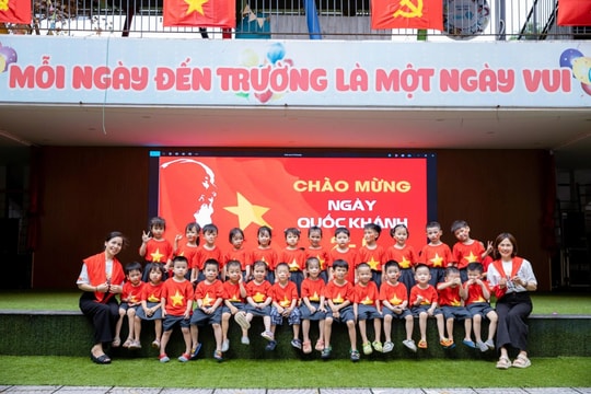 Thầy và trò Thủ đô hân hoan chào mừng Đại lễ 80 năm Quốc khánh 2/9
