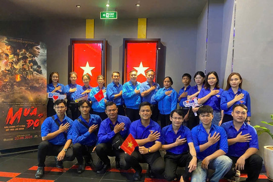 Mưa đỏ, bộ phim làm "ngấn lệ" người dân xứ Nghệ