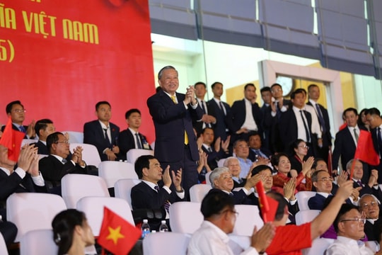 80 năm hành trình Độc lập – Tự do – Hạnh phúc Bản trường ca Việt Nam cất lên từ rợp sắc đỏ Mỹ Đình