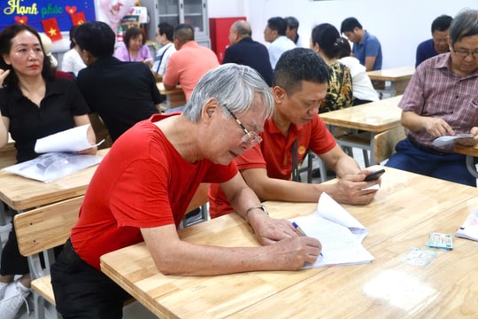 Niềm vui lan tỏa từ quà Tết Độc lập