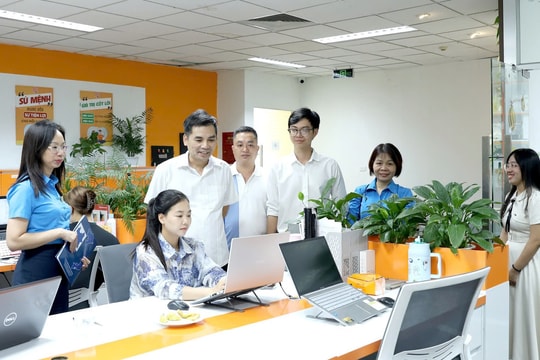 Tổ chức Công đoàn: Tự hào cùng dân tộc viết những trang sử hào hùng