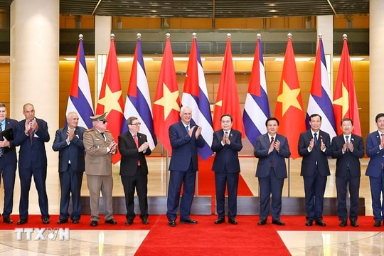 Chủ tịch Quốc hội Trần Thanh Mẫn hội kiến Bí thư thứ Nhất, Chủ tịch nước Cộng hòa Cuba