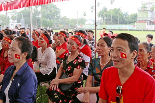 Rộn ràng không khí Tết Độc lập ở xã Đoài Phương