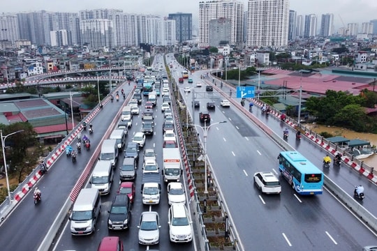 Cấm phương tiện có tải trọng trên 18 tấn từ cầu Vĩnh Tuy rẽ phải đi Nguyễn Khoái