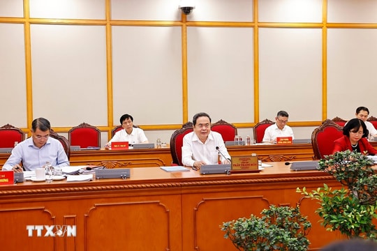 Bộ Chính trị cho ý kiến về công tác chuẩn bị Đại hội Đảng bộ các tỉnh, thành phố Cần Thơ, Lai Châu, Hà Tĩnh