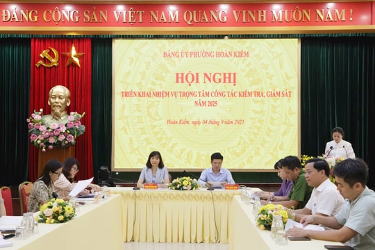 Hoàn Kiếm tập trung kiểm tra từ chi bộ, xử lý kịp thời đơn, thư của đảng viên