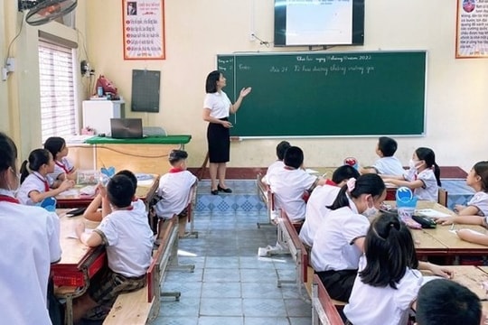 Sắp có Nghị định hướng dẫn về lương cơ bản, phụ cấp của giáo viên