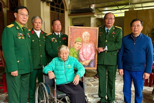 “Con đã về với Mẹ!” - Lời thơ từ 40 năm chờ đợi