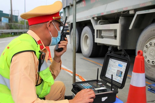 Khẩn trương xây dựng và triển khai Đề án “Thành phố an toàn giao thông”