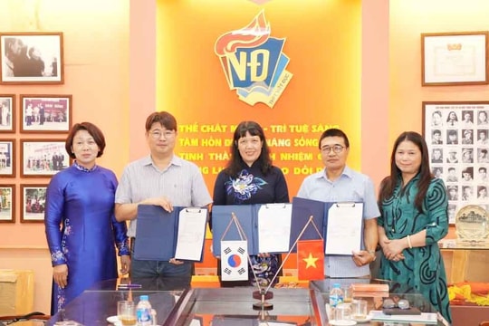 Trường THPT Việt  Đức đẩy mạnh giáo dục số trong dạy và học