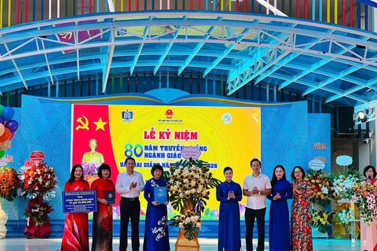 Rộn ràng ngày khai giảng ở Trường Tiểu học Nam Thành Công