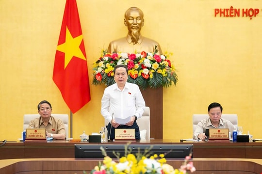 Phiên họp thứ 49 của Ủy ban Thường vụ Quốc hội xem xét 14 dự án luật