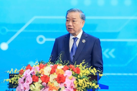 Lễ khai giảng năm học 2025 - 2026: Dẫn dắt phát triển quốc gia bằng giáo dục; lấy chất lượng, công bằng, hội nhập, hiệu quả làm thước đo