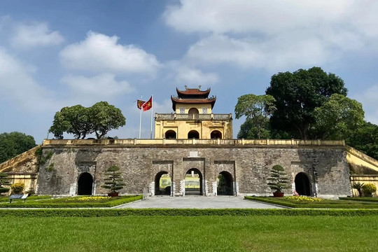 Trưng bày “Di sản văn hóa Việt Nam - Sức sống từ truyền thống đến hiện đại” tại hai miền Nam, Bắc 