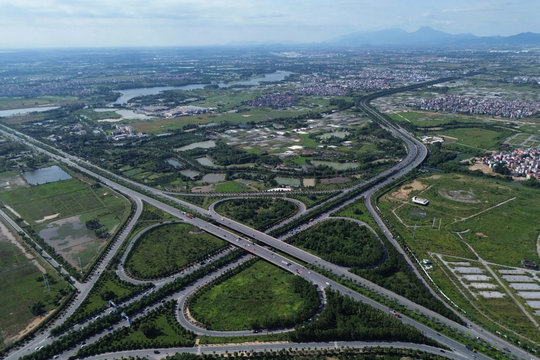 Cục CSGT kiến nghị nhiều giải pháp đảm bảo an toàn giao thông Thủ đô