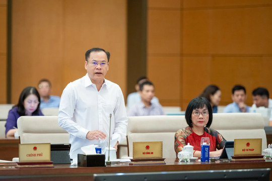 Sửa đổi Luật, khắc phục tình trạng lạm dụng đối với yêu cầu cấp phiếu lý lịch tư pháp