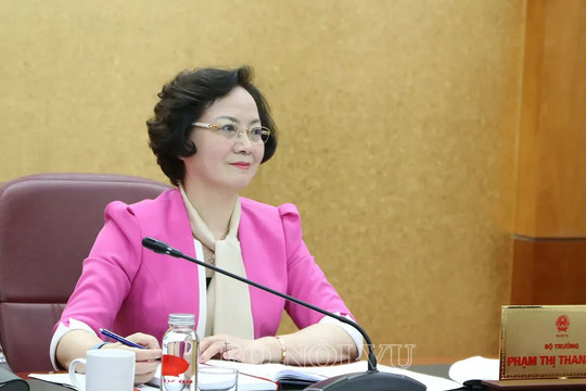 Bộ Nội vụ phê duyệt lĩnh vực, vị trí việc làm ưu tiên thu hút, trọng dụng người có tài năng