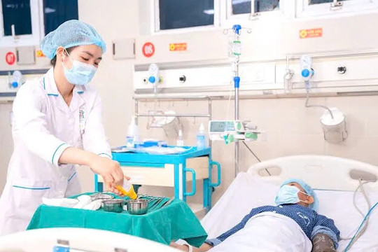 Hành trình cứu sống bệnh nhân 63 tuổi mắc bệnh hiếm gặp