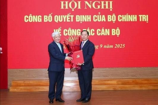 Đồng chí Nguyễn Phi Long là Phó Bí thư Đảng ủy Mặt trận Tổ quốc, các đoàn thể Trung ương