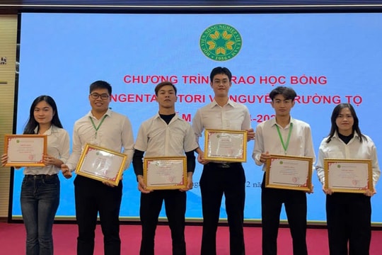 Nghị lực Việt: Tỏa sáng từ những số phận đặc biệt Bài 2: Ngọn lửa ý chí nơi giảng đường