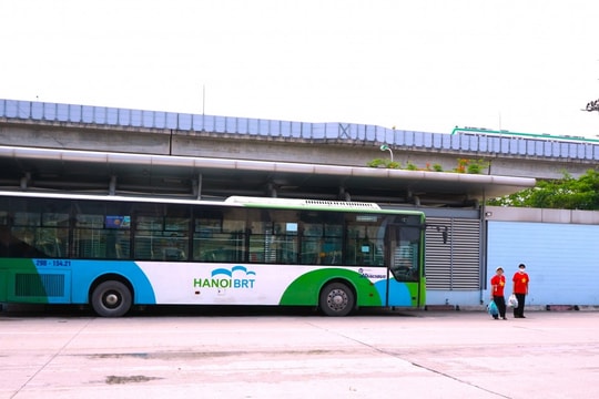 Gần 1,3 triệu lượt khách đi tàu điện dịp Quốc khánh 2/9
