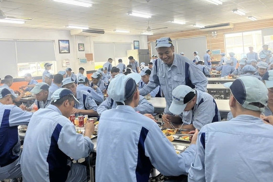 Bữa cơm Công đoàn ấm áp tại Công ty TNHH INOAC Việt Nam