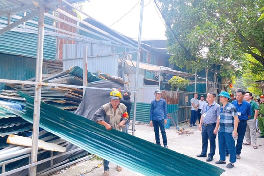 Phường Thanh Liệt xử lý các công trình vi phạm tại khu vực ao Quán Đầm và ngõ 214/55 Nguyễn Xiển