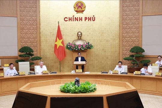 Thủ tướng Phạm Minh Chính chủ trì phiên họp Chính phủ chuyên đề xây dựng pháp luật tháng 9-2025