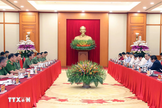 Bộ Chính trị làm việc với Ban Thường vụ Đảng ủy Công an Trung ương