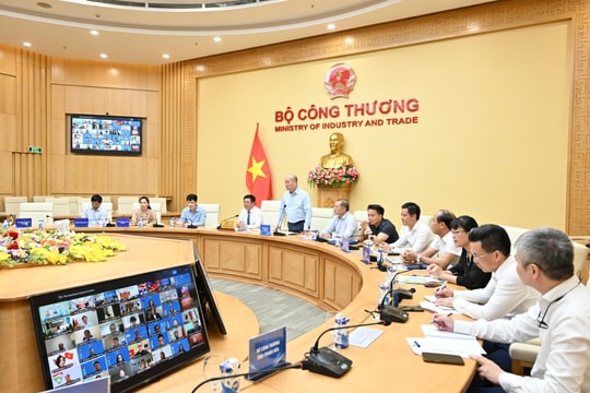 Kỳ vọng tăng trưởng xuất khẩu 12%, xuất siêu 30 tỷ USD