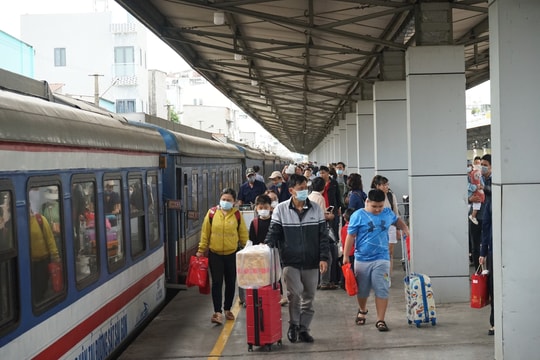 TP Hồ Chí Minh: Ngành Đường sắt nhận đăng ký vé tàu tập thể Tết Bính Ngọ 2026